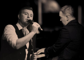 Singing legends and comedy gold