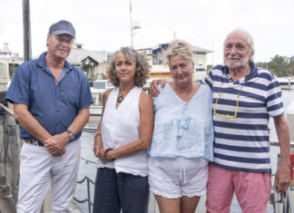 Houseboat owners in a knot
