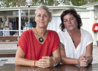 Houseboat deadline looms