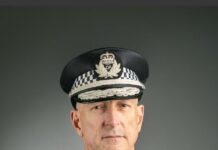 Top cop retires