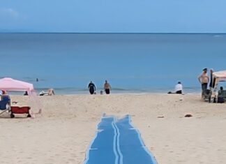 Call for more beach mats